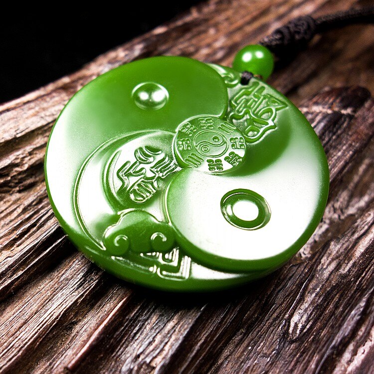 Chinese Natural Green Jade Taiji Bagua Pendant Necklace Hand-Carved Charm Jadeite Jewelry Fashion Amulet Gifts for Men Women