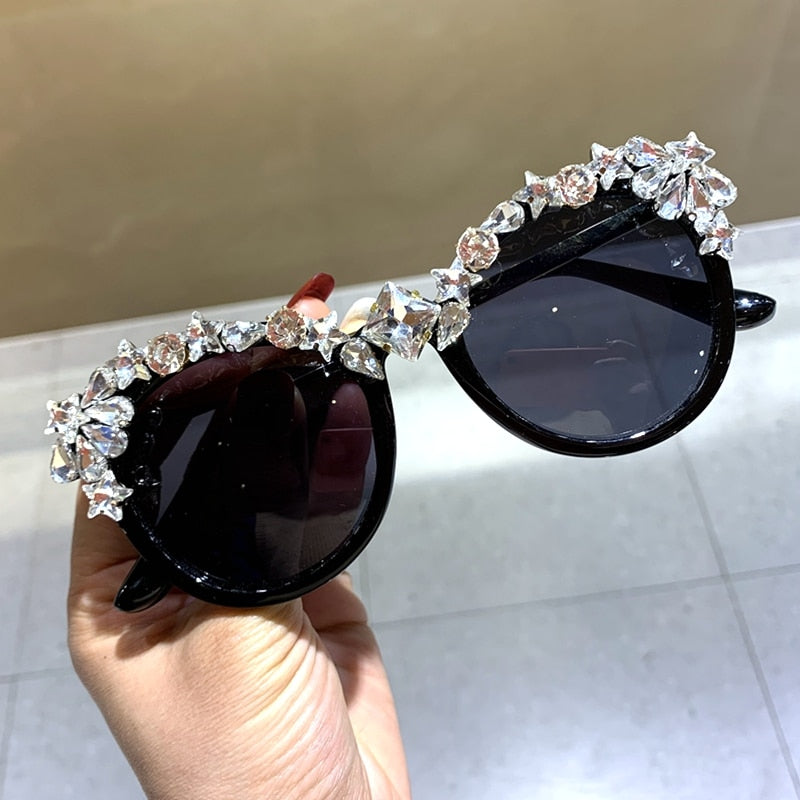 New fashion sunglasses women Cat eye oversize sun glasses men Luxury Crystal Vintage Eyewear Accessories UV400