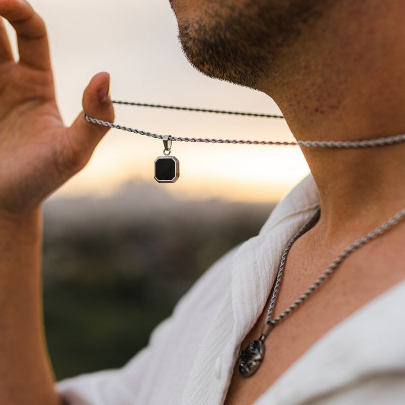 Vnox Geometric Square Necklaces for Men, Enamel Square Pendant with Rope Cuban Figaro Box Chain, Casual Vintage Cool Collar