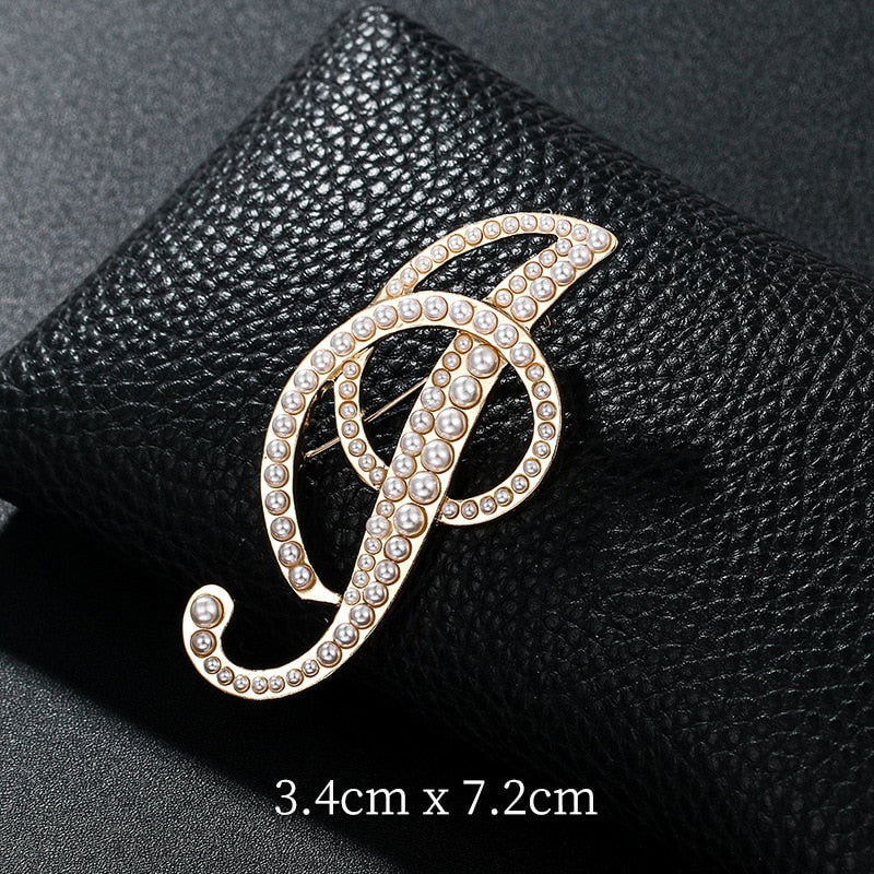 Fashion English Letters A K D Pearl Brooches  Lapel Pins Female Corsage Luxury Jewelry Gifts for Women Accessories