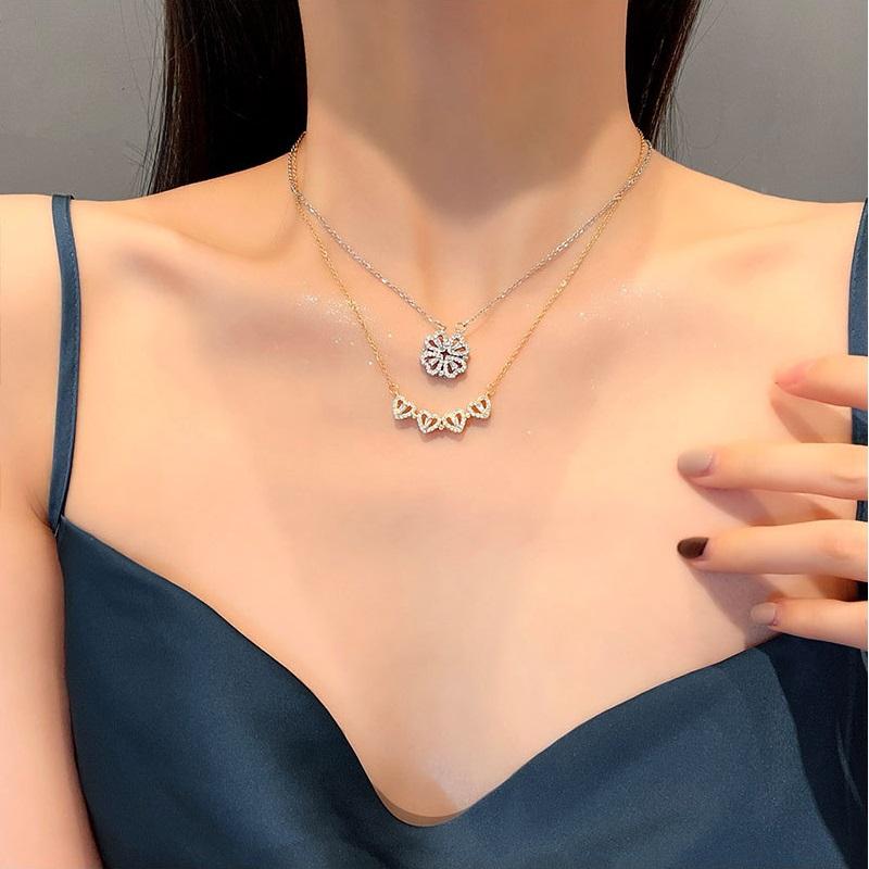Fashion Magnetic Folding Heart Necklace for Women Cute 4 Heart Clover Necklace Female Jewelry Gift