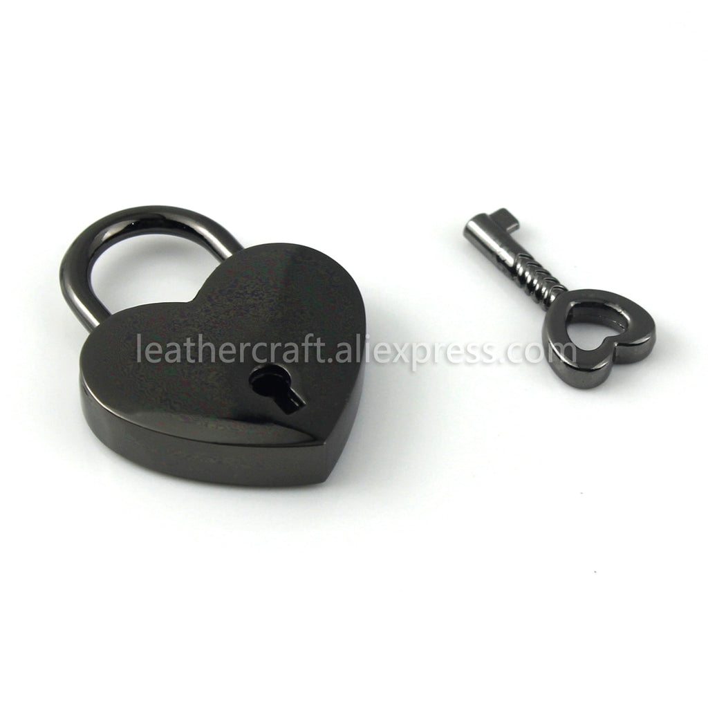 1 Pcs Heart Shape Vintage Metal Mini Padlock Bag Suitcase Luggage Box Key Lock With Key