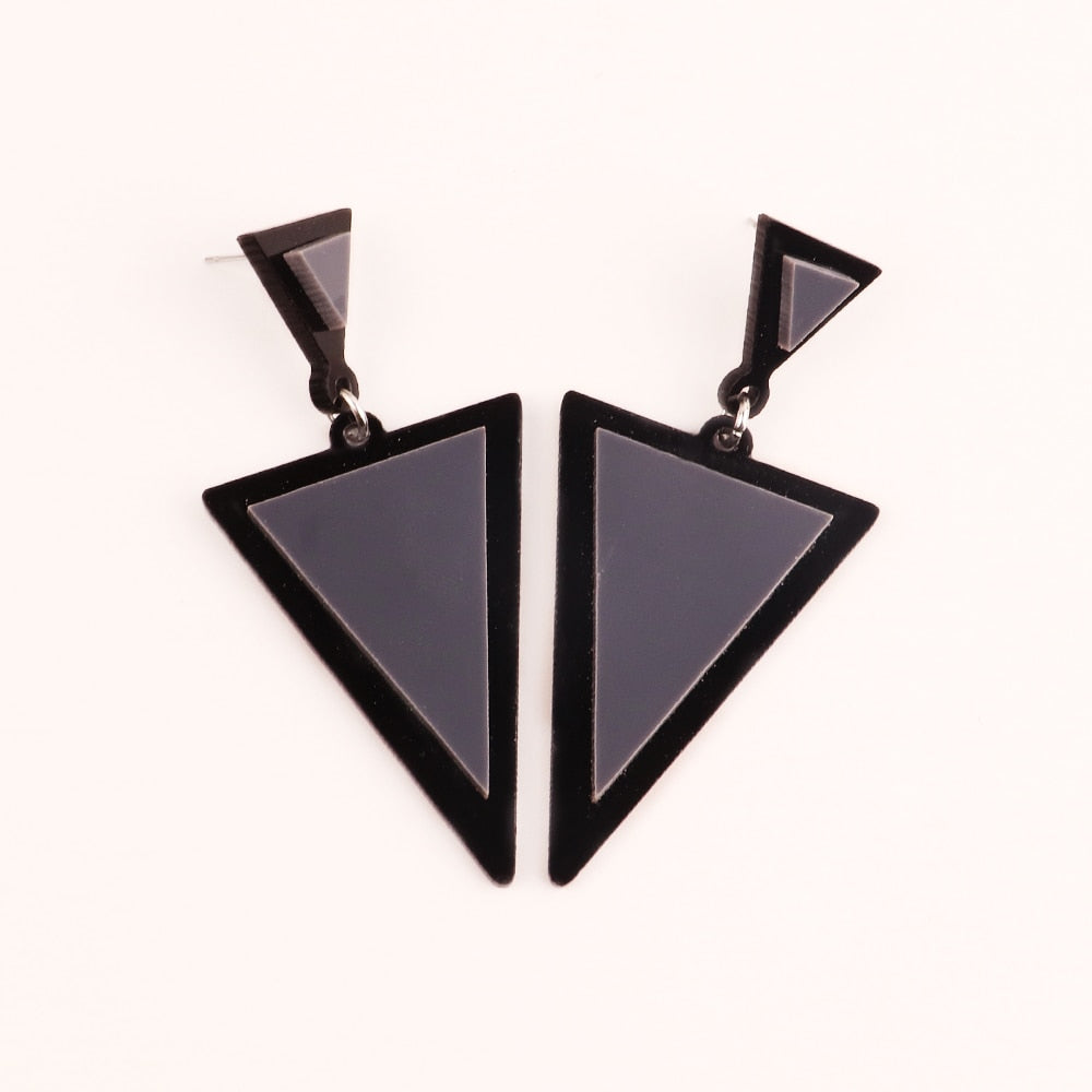 Brand Earing Fluorescent Colorful Triangle Earrings Stud Earrings For Women Crystal Pearl Earrings Fashion Jewelry Wholesale