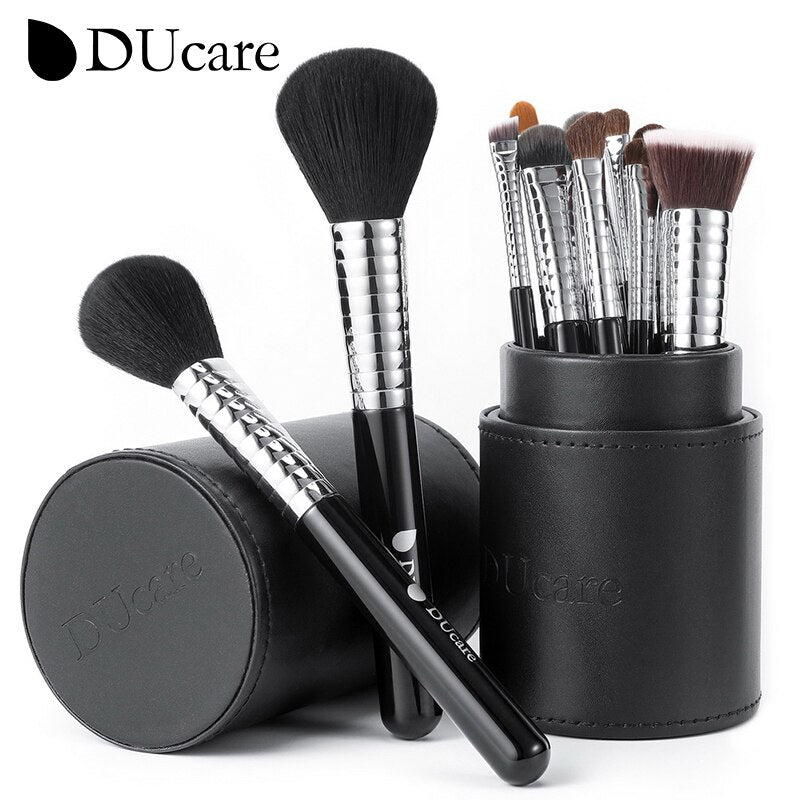 DUcare Makeup Brushes Set 8Pcs Professional Germany BASF Fiber Hair With Holder Foundation Eyeshadows Eyebrow Makeup Brush Kit