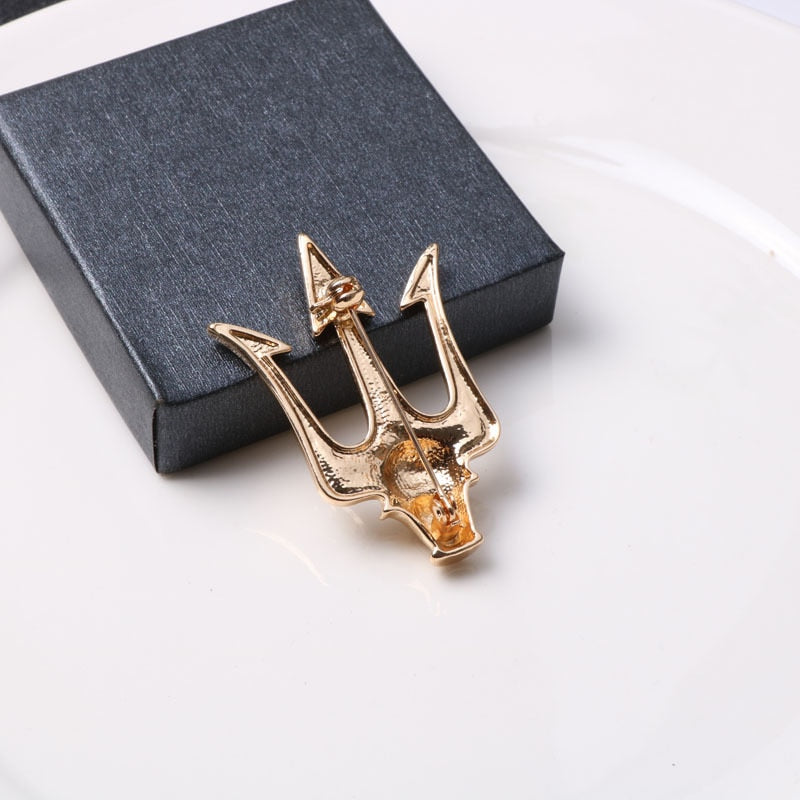 High-end British Stlye Vintage Trident Brooch Men&#39;s Suit Metal Brooches Lapel Pin Badge Shirt Collar Accessories Gifts for Men