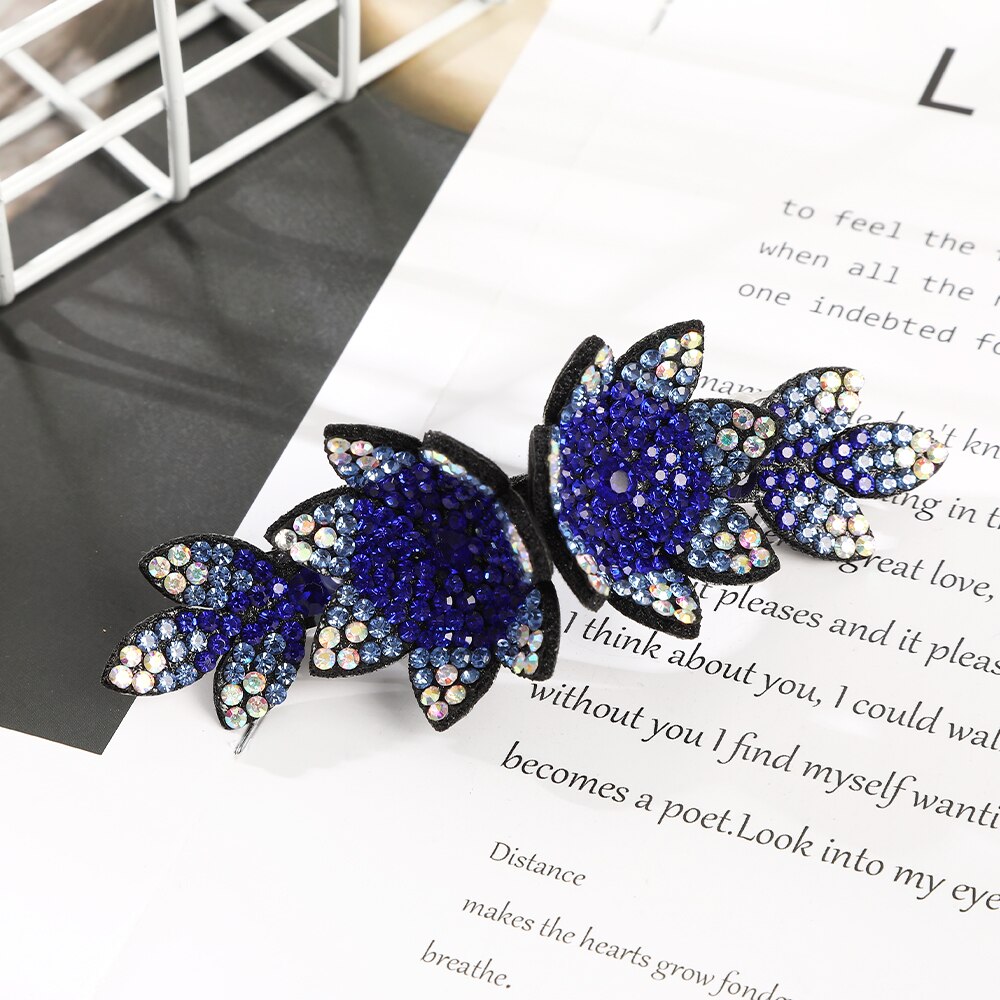 AWAYTR Crystal Flower Barrettes Hair Clips for Women Vintage Rhinestone Hairpins Headwear Girls Hair Accessories Jewelry Clips