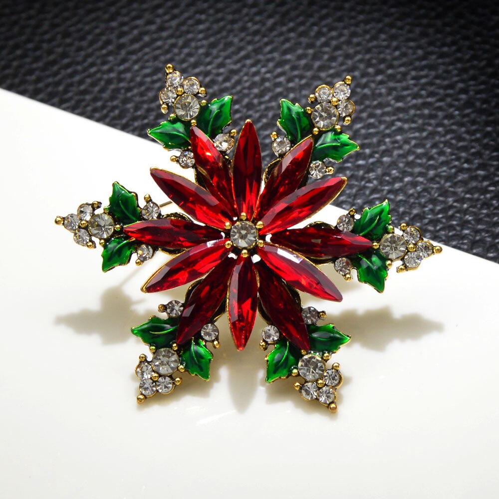 CINDY XIANG New Arrival Christmas Crystal Snowflake Pin Winter Festivel Brooch Enamel Jewelry Wedding Party Decorations