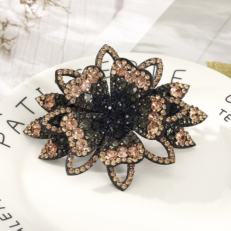 AWAYTR Crystal Flower Barrettes Hair Clips for Women Vintage Rhinestone Hairpins Headwear Girls Hair Accessories Jewelry Clips