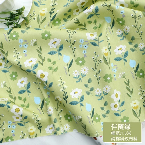 Fresh Floral Twill Cotton Fabric (50x160cm) - Ideal for DIY Baby Clothes, Newborn Pajamas, Quilt Covers, and Bed Sheets - High-Quality Sewing Cloth for Crafting