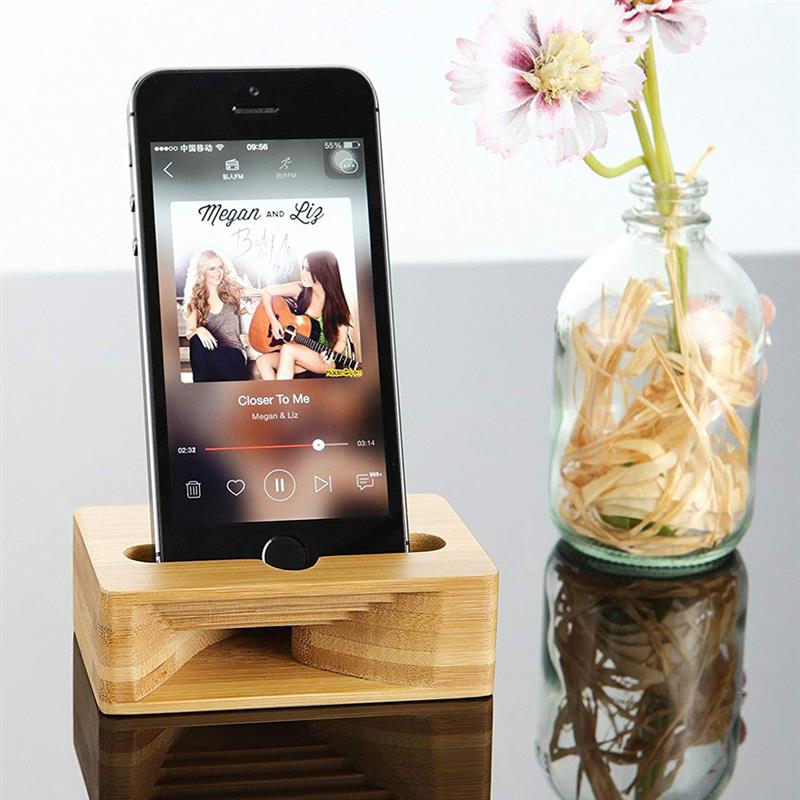 Phone Sound Amplifier Universal Bamboo Mobile Phone Holder Stand Cellphone Wood Loudspeaker Holder