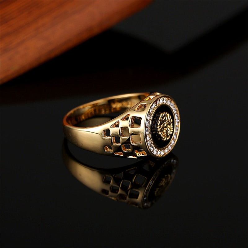 Creative Medusa Ring for Men Inlaid with Zircon Fashion Domineering Rings Female Punk Style Jewelry Gifts Wholesale