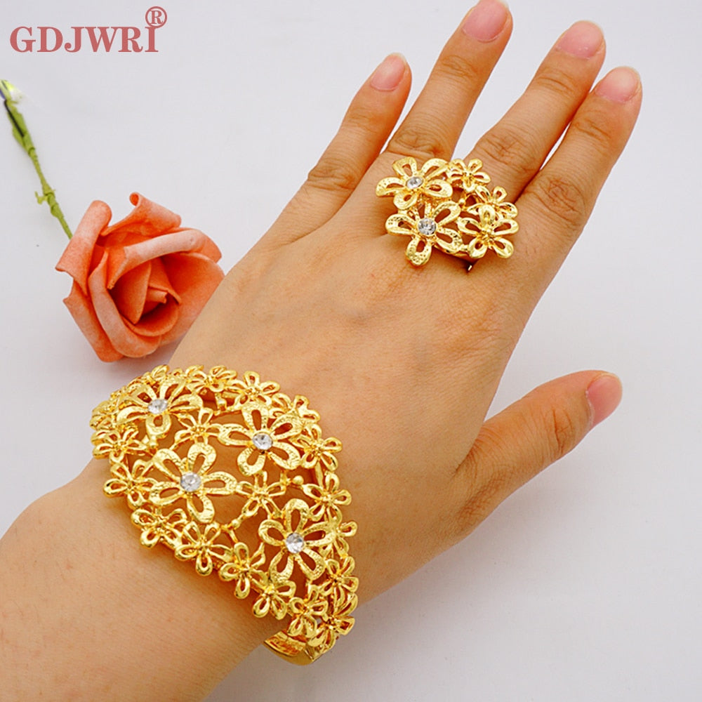 Fine Dubai Gold Color Hollow Out Flower Bracelet For Women African Bangle Ring Ethiopian Jewelry Bridal Wedding Gifts Party