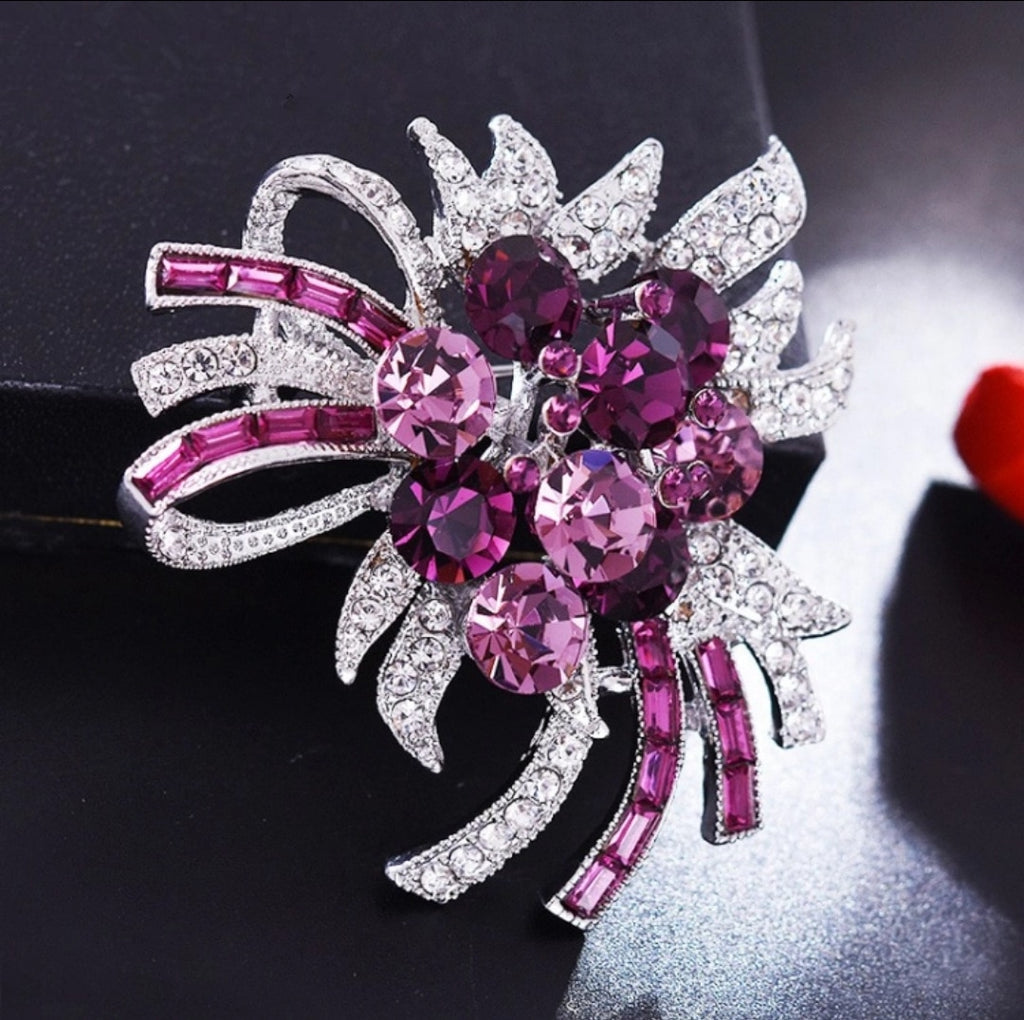 New 2021 Factory Direct Korean-Style Elegant Crystal All-match Brooch Gift Fashion Alloy Accessory Women&#39;s Corsage