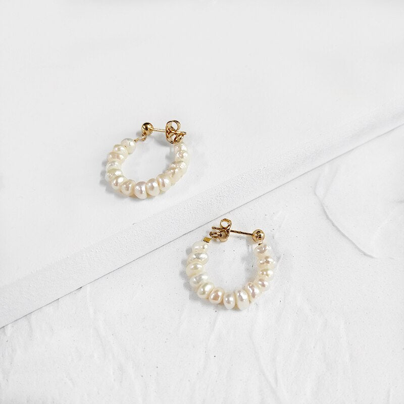 Peri'sBox Beaded Natural Freshwater Pearl Earrings Dainty Pearl Wrap Earrings for Women Minimalist Hoop Earrings 2020 Jewelry