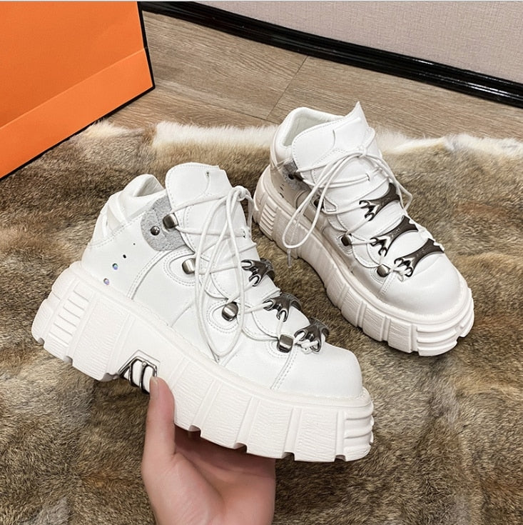 Latest Women Shoes. Women's Punk Style Sneakers - White Plus Velvet, Size 35 to 45 - Casual Lace-Up Flats with 6CM Platform and Metal Decor - Top-Rated Female Creepers and Tenis Feminino