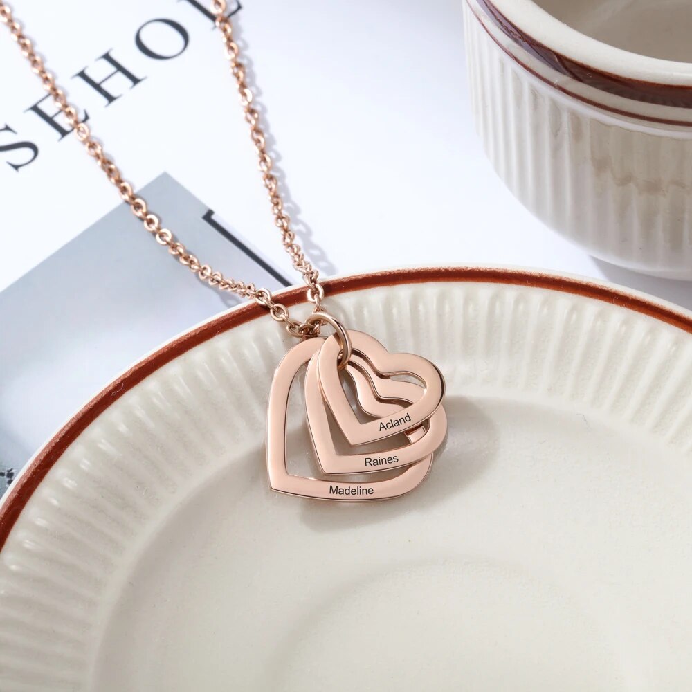 Personalized Stainless Steel Engraved Necklace with 2-5 Names 3 Colors Customized Multilayer Heart Pendant Necklace for Women