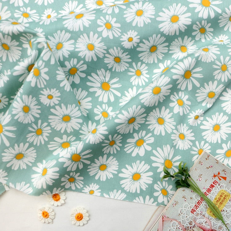 Fresh Floral Twill Cotton Fabric (50x160cm) - Ideal for DIY Baby Clothes, Newborn Pajamas, Quilt Covers, and Bed Sheets - High-Quality Sewing Cloth for Crafting