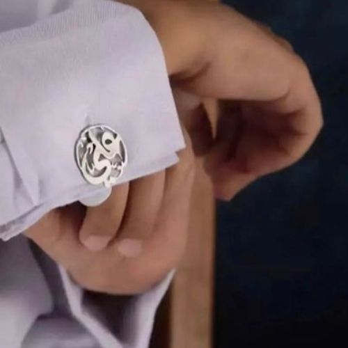 Silver Customized Name or Massege Cufflinks Peronlized Gift for ocassions.  كبك فضة بالاسم  و الخاصة للهدايا المميزة.