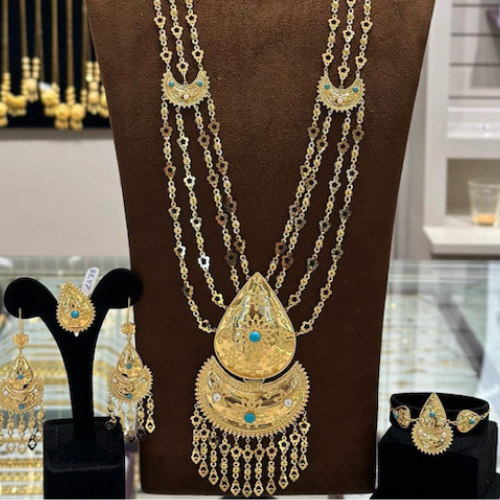 Special Traditional Arabic  Design Gold Big Size Necklace jewelry for Birthday, wedding, engagement, Valentines special occasions.