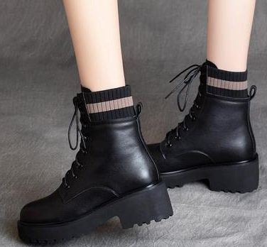 Comfortable Martin boots black leather fashionable look.