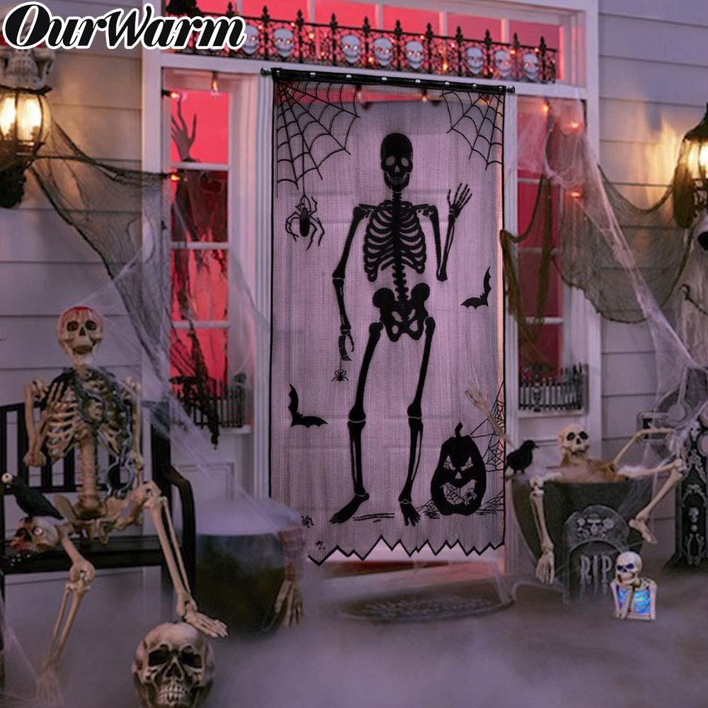 Halloween pattern curtain