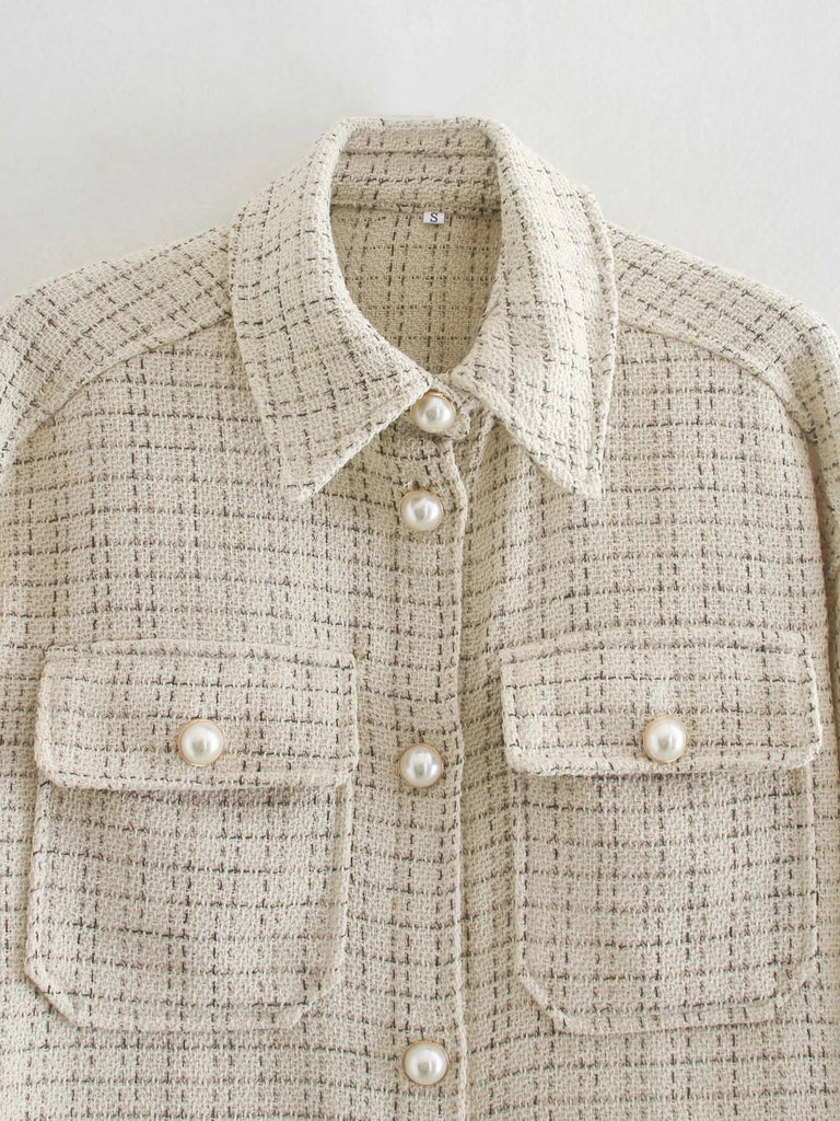 Ladies Elegant Autumn Winter Coat. Plaid Pattern Thick Jacket Pearl Buttons Long Sleeves.