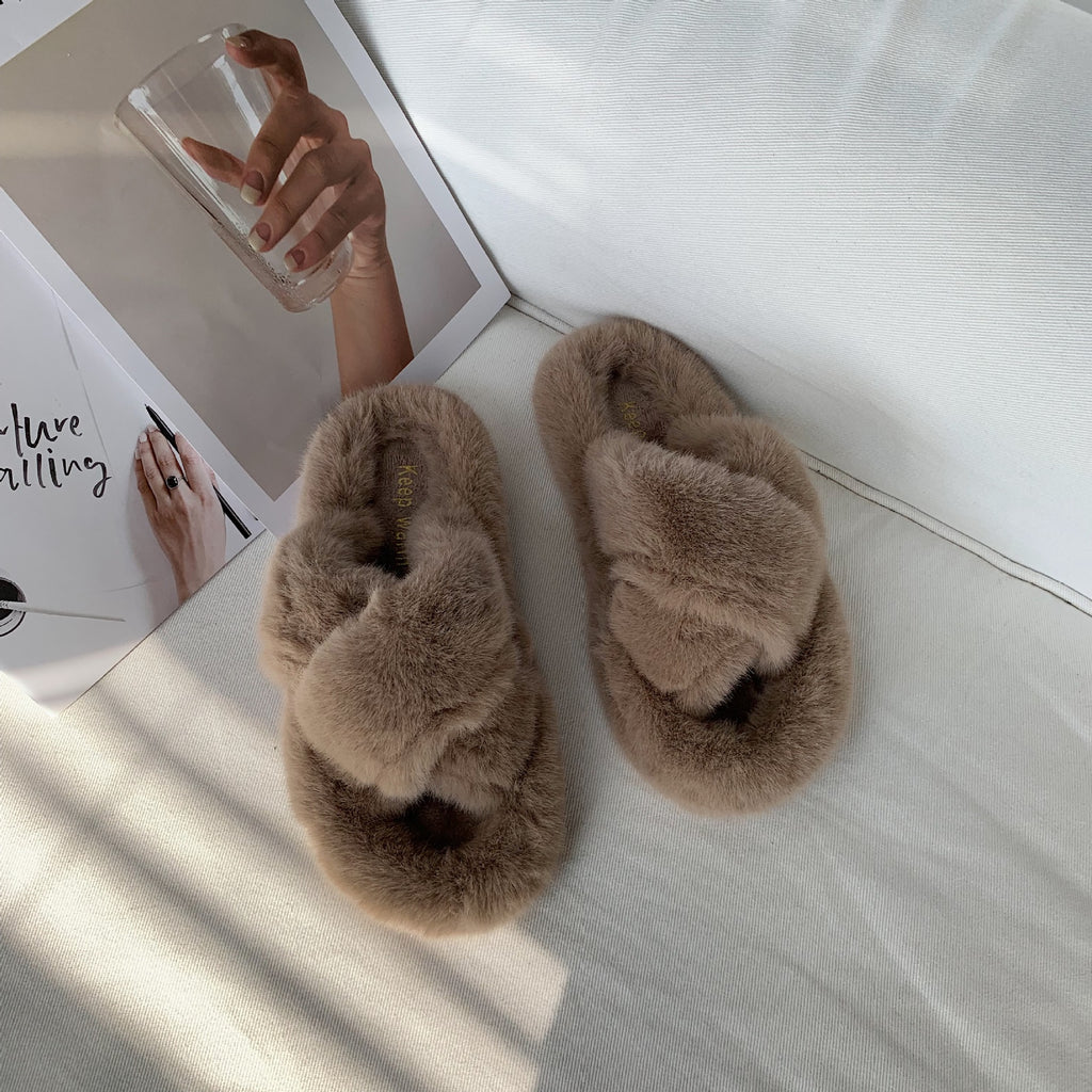 Hairy slippers for women