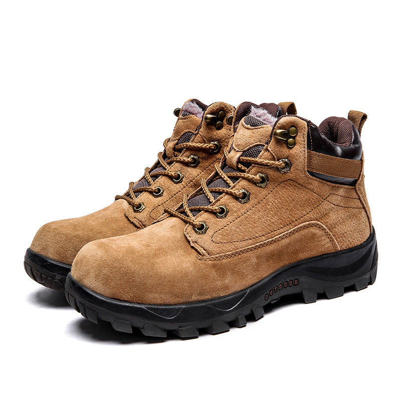 Outdoor climbing hiking shoes. Manhood Traditional design best material and fashion.