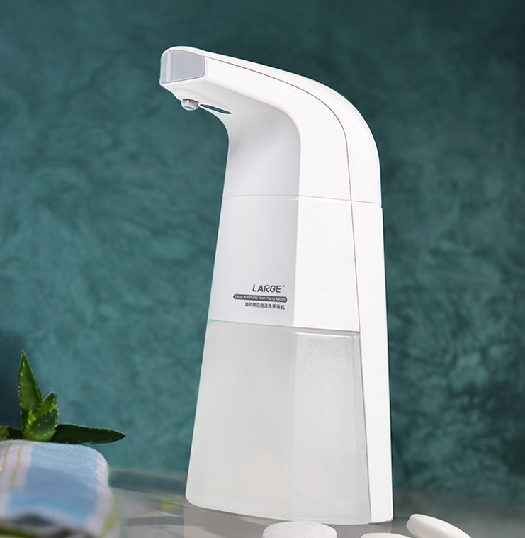 Automatic induction hand sanitizer