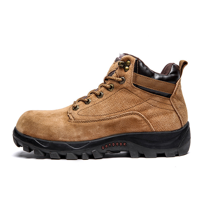 Outdoor climbing hiking shoes. Manhood Traditional design best material and fashion.