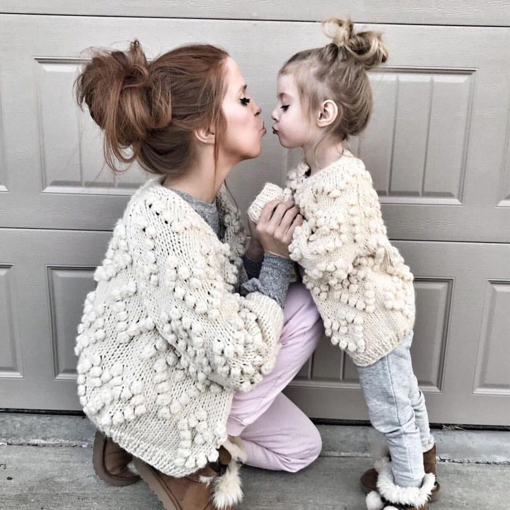 New2021 Family Matching Mother and Daughter Handmade Sweaters Cardigan Mom Daughter Warm Sweater Outwear Coats Kintwear Outfits