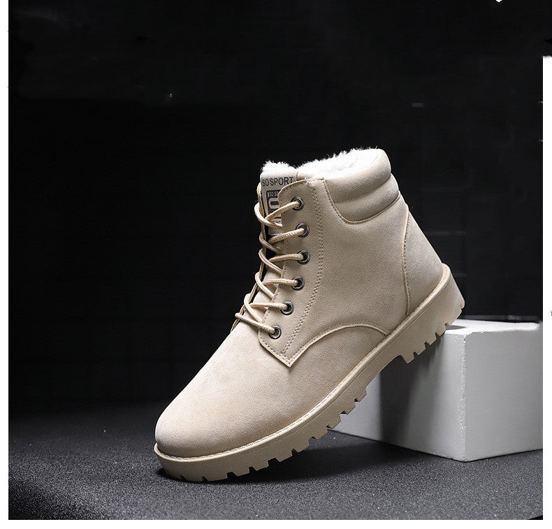 Men's snow boots. Comfortable keeping your foot warm with manhood look and design.