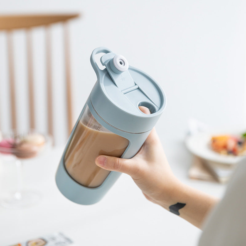 Efficient and Portable Protein Powder Mixer: High-Quality Electric Mixing Cup for Quick and Easy-to-use Protein Shakes and other drinks.