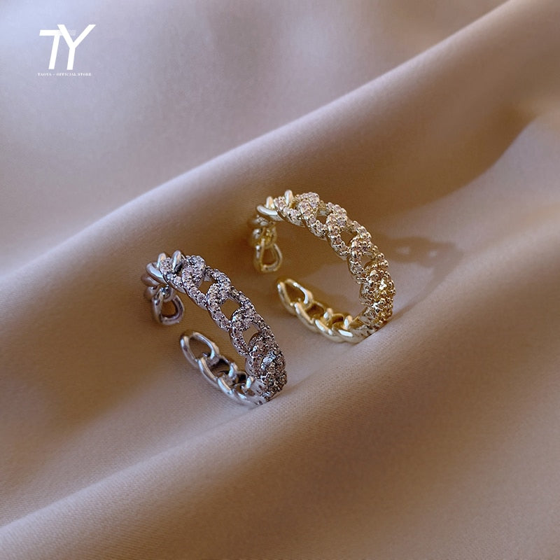 2020 New Luxury Zircon Twist Design Gold Silvery Colour Ring For Woman Fashion Korean Jewelry Wedding Party Unusual Finger Rings